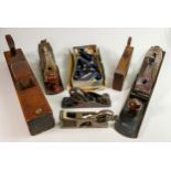 A collection of vintage wood working & moulding planes including boxed Record 078 Bailey large No7