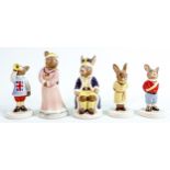 Royal Doulton rare set of Bunnykins figures The Royal Family. Comprising King John DB91, Queen