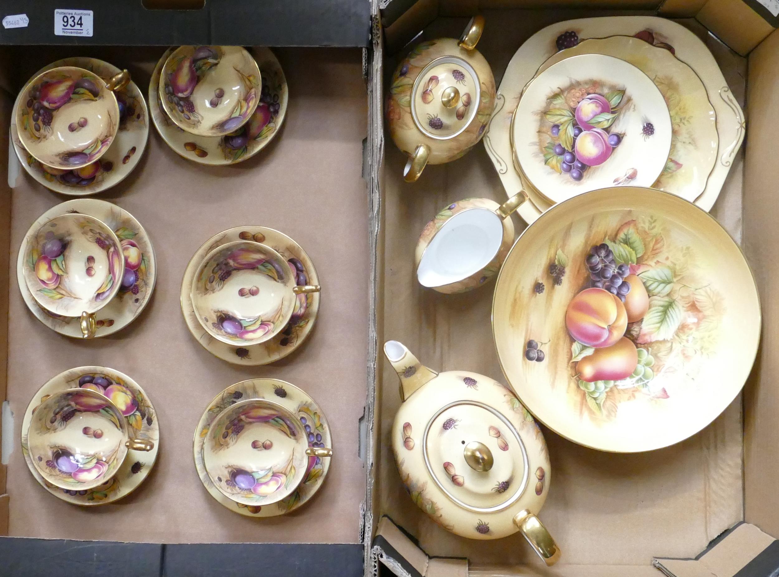Aynsley Orchard Gold gilded tea set - 6 cups, 6 saucers, tea pot, sugar and milk, plate and large - Image 2 of 2