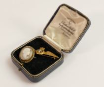 15ct gold & enamelled Royal Flying Corps brooch, 4.8g together with a pinchbeck round cameo