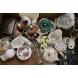 A mixed collection of items to include Royal Albert, Queens, Coalport & similar floral decorated