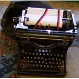 Underwood Vintage Typewriter