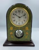 Modern Queen Elizabeth 2nd QE2 mantle clock, height 26cm