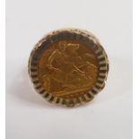 Gold Half Sovereign dated 1900 set as a ring in 9ct gold shank,7g.
