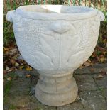Stone garden ornament of a Acanthus urn, decorated with Acanthus leaves ( 2 pieces)
