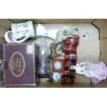 A mixed collection of items to include boxed Sadlers Classic Collection teapot, Coalport lady