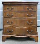 Reproduction Mahogany Serpentine Fronted Chest of Drawers