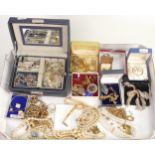 A good collection of vintage costume jewellery including Silver, rings, brooches, earrings,