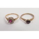 Two 9ct gold ladies dress rings, 3.1g.