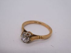 18ct yellow gold ring set with clear stone, marked 18ct size Q, 2.9g approx