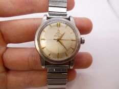 Vintage Stainless Steel Gent's 'Omega' Seamaster wristwatch with champagne dial - slight surface scr