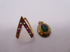 9ct yellow gold pendant, set with large oval green stone, emerald? marked 375 together with a yellow