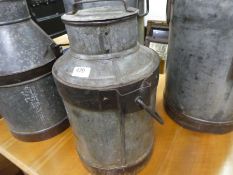 Old milk churn (m)