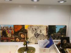 8 Beatles Albums including Revolver and Sergeant Peppers