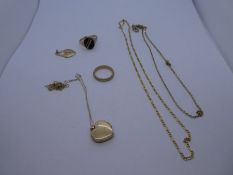 Collection of 9ct yellow gold including ring, necklace, ring with onyx panel etc, gross weight, 10.4