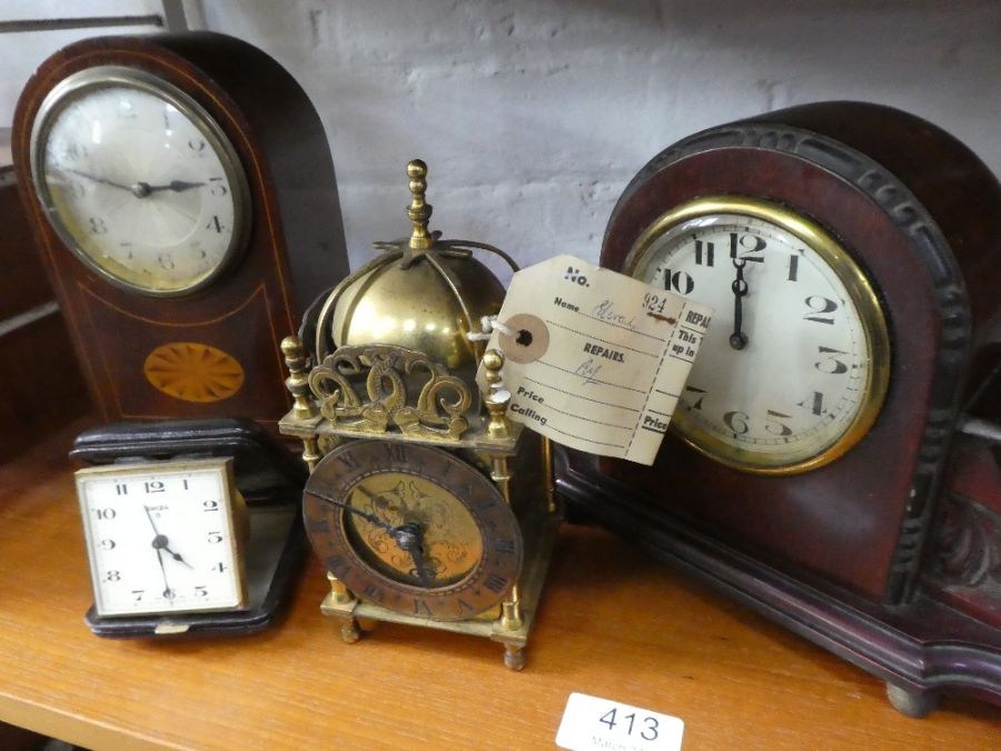 A Smiths brass lantern clock, two mantel clocks, Smiths wall clock and sundry - Image 2 of 4