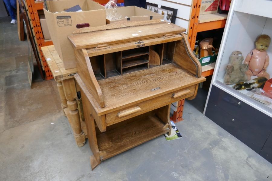 Vintage Oak roll top desk of small proportions - Image 3 of 3