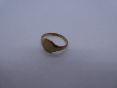 9ct yellow gold signet ring, AF, cut, marked 375, 2.2g approx, Size K