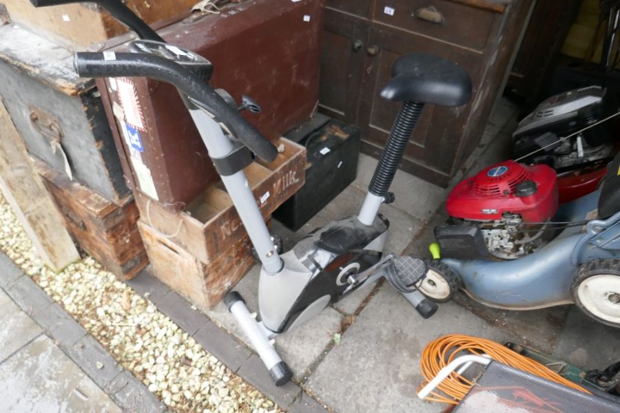 An exercise bike