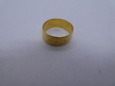 22ct yellow gold wedding band, size M, marked 22, 4.6g approx. Gold content value estimate given at