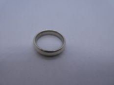 9ct white gold wedding band, size Q, 6.7g approx, marked 375. Gold content value estimate given at t