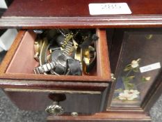 Jewellery box and contents, brooches, necklaces, etc