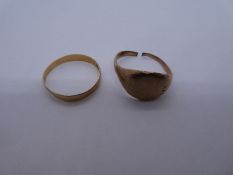 Unmarked yellow gold signet ring, AF, cut, 4.8g approx, together with 14ct yellow gold wedding band,