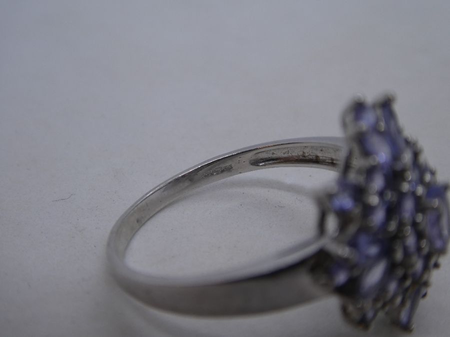 9ct white gold tanzanite set dress ring, marked 375, size X, 3.5g - Image 3 of 3