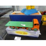 Dinky 902 Foden Flat truck in original box and Dinky 752 goods yard crane, boxed