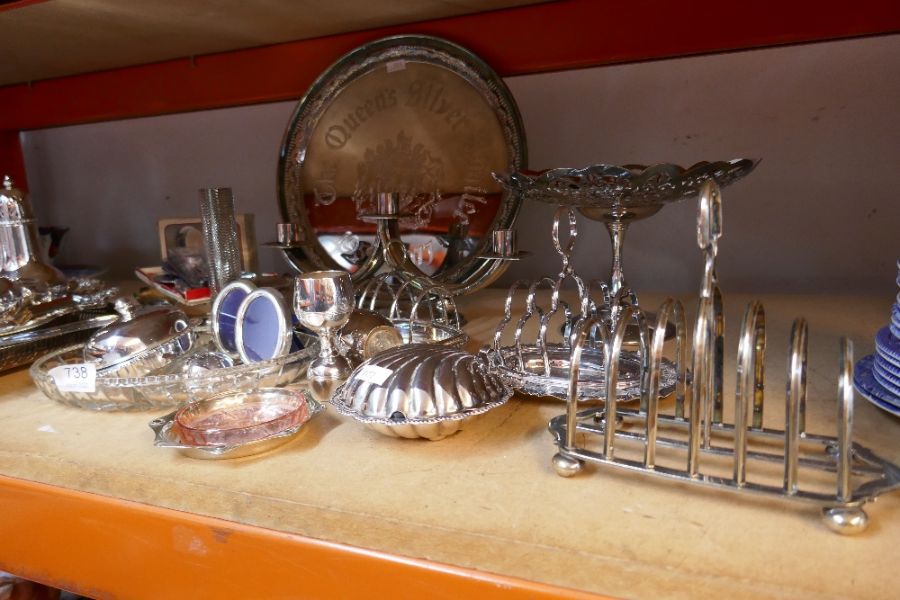 A large selection of silver plate including candlesticks, toast racks, etc - Image 5 of 5