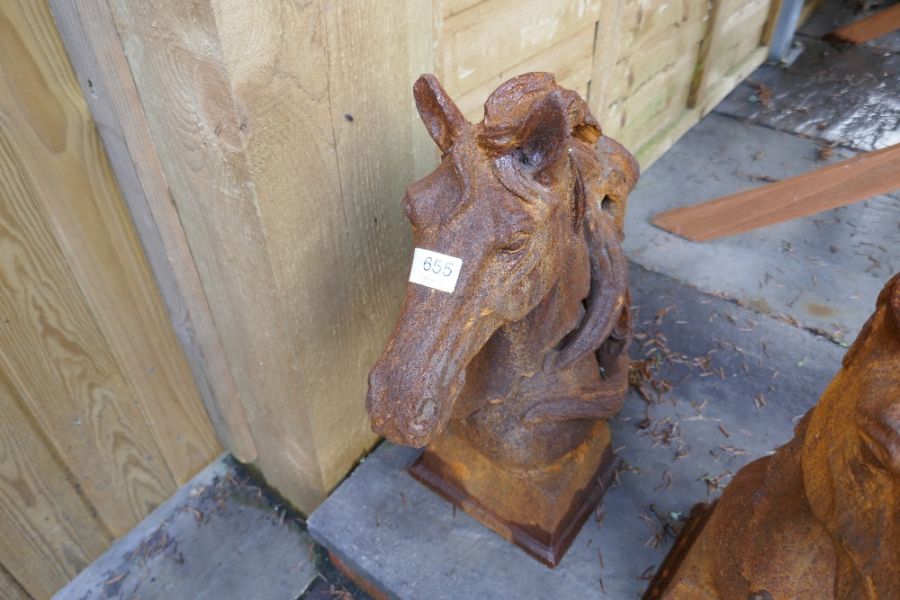 Rusty horse head - Image 2 of 8