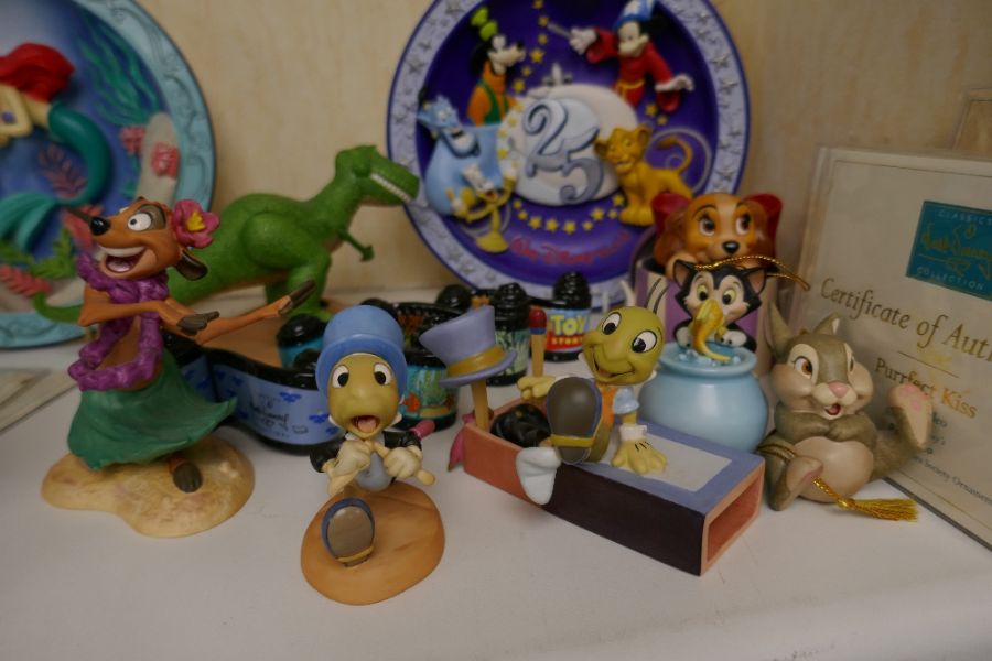 Walt Disney Classics Collection figures from Toy Story, Pinocchio and others and two wall plates - Image 3 of 3