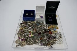 Tray of silver and white metal costume jewellery to include Indian bracelet, modern silver brooch, h