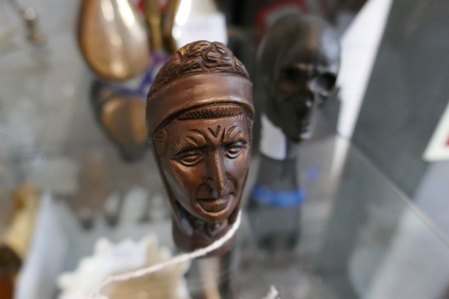 Bronze walking stick head - Image 4 of 4