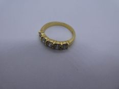 Modern 18K yellow gold diamond ring, consisting of 5 approx 0.10 carat diamonds, Size M/N, 4.1g appr