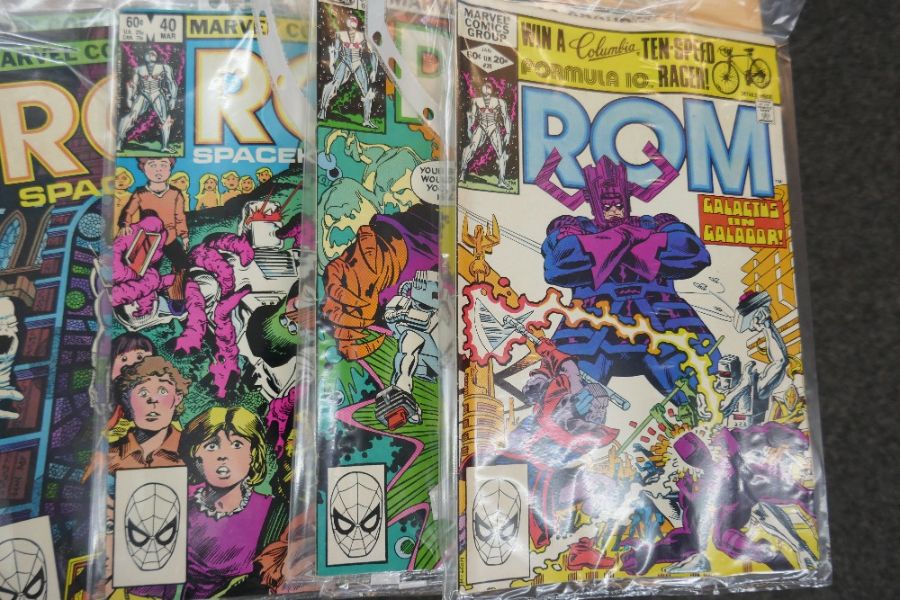 A box of vintage Marvel comics including Spiderman, Daredevil etc - Image 12 of 15