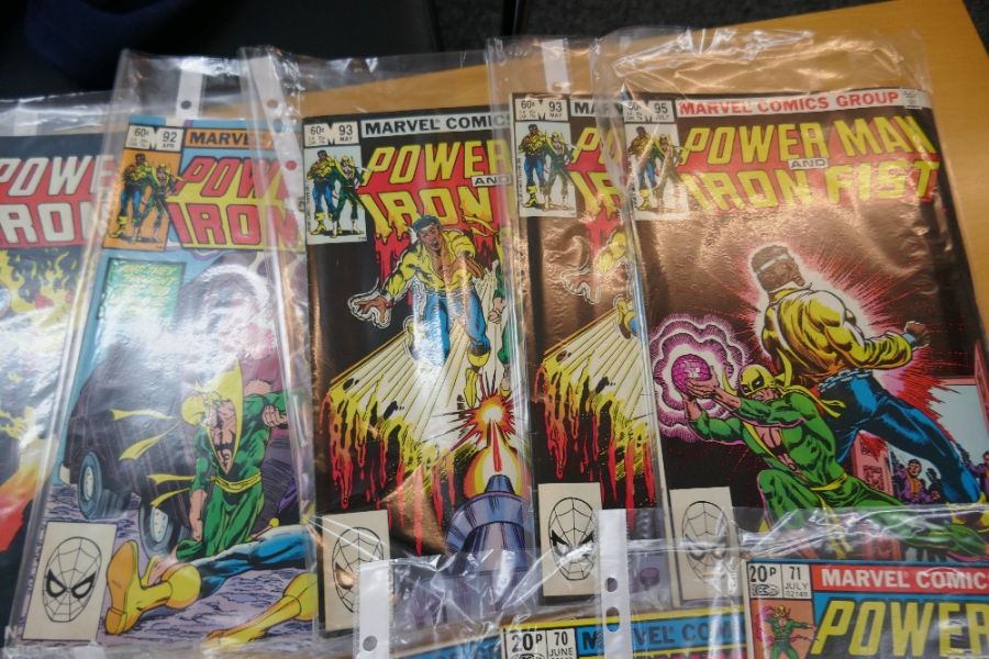 A box of vintage Marvel comics including Spiderman, Daredevil etc - Image 13 of 15