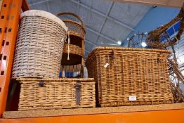 Quantity of Wicker ware including hamper, angel, baskets etc