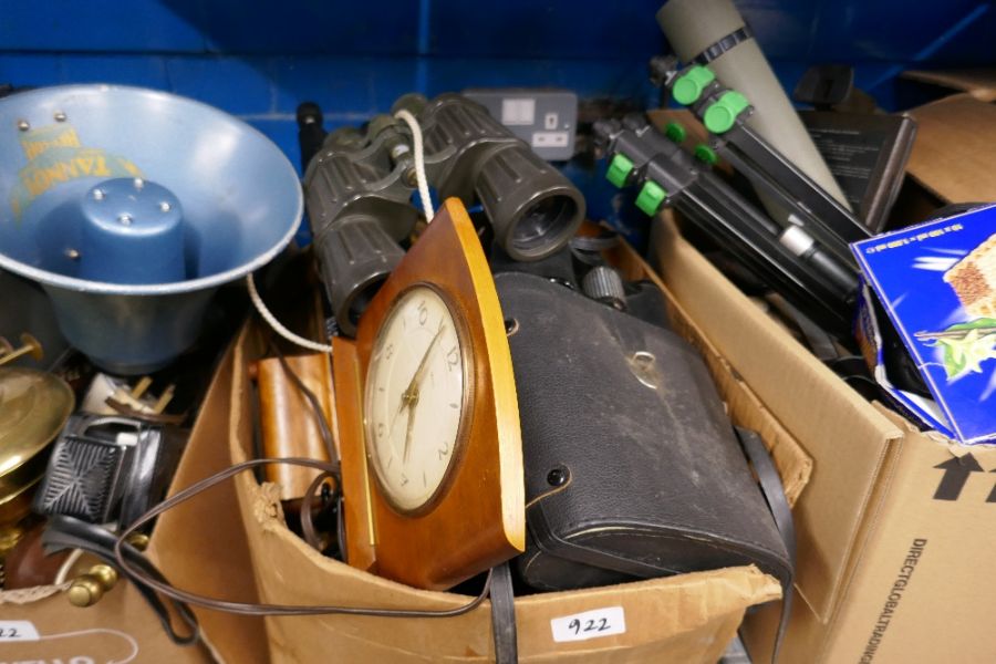 A shelf of old camera equipment, a Tannoy speaker and sundry - Image 2 of 4