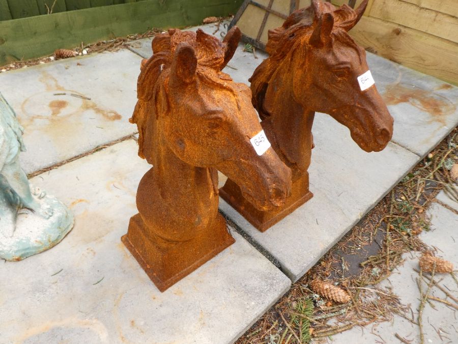 Rusty horse head - Image 9 of 9