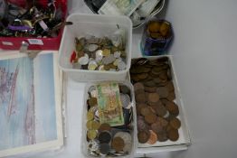 A quantity of coins, GB and Worldwide, and a quantity of bank notes