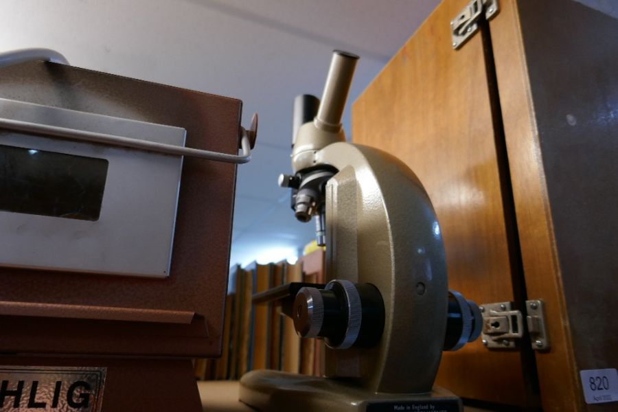 Cased Vickers microscope in fitted case - Image 3 of 3