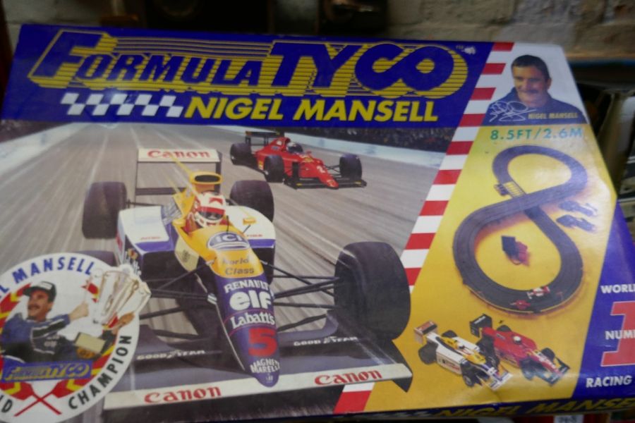 Vintage Scalextric 300 model racing, Formula Tyco Nigel Mansell Set and Super track 2 slot racing se - Image 4 of 4