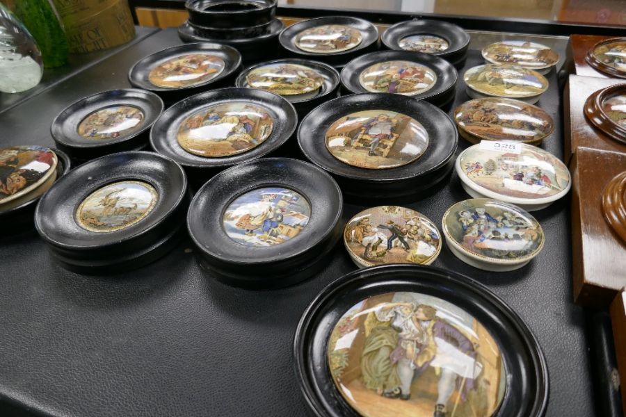 A quantity of Victorian pot lids decorated figures, animals and similar some unframed but with spare - Image 5 of 5