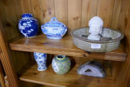 A Chinese blue and white vase and sundry