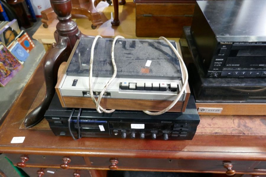 A quantity of Audio equipment, some vintage - Image 2 of 3