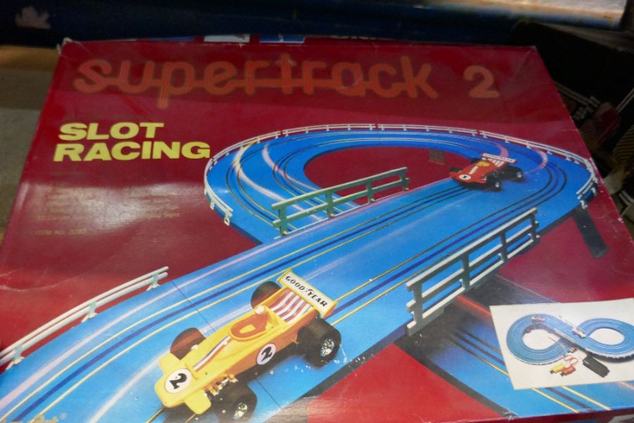 Vintage Scalextric 300 model racing, Formula Tyco Nigel Mansell Set and Super track 2 slot racing se - Image 3 of 4