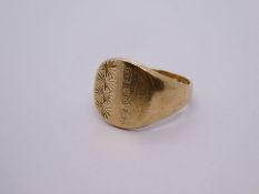 Gents 9ct yellow gold Signet ring with panel inscribed initials and starburst design, marked 375, si