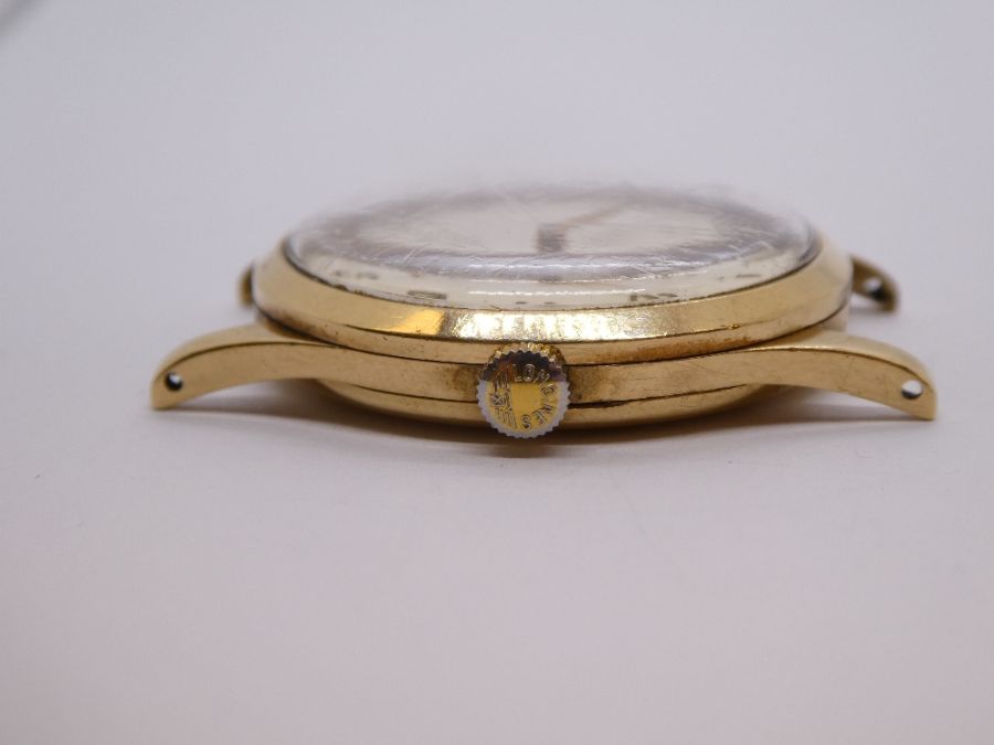 A 9ct gold gents LONGINES watch, probably dating from 1950/1960 of large size, winds and ticks - Image 4 of 7