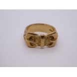 9ct yellow gold double buckle ring, with allover floral decoration, size S, 10g approx, marked 375